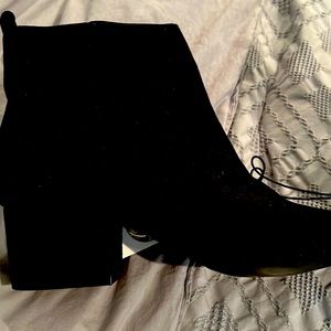 Black mid ankle boot
